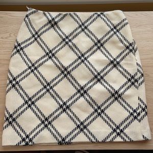 Ann Taylor wool skirt Size 4